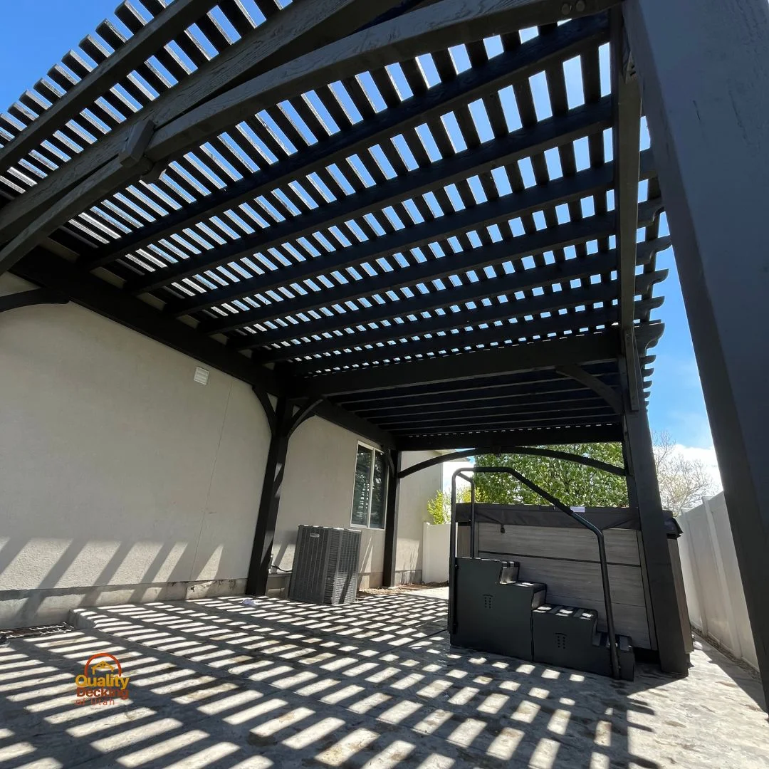 Our classic pergolas combine beauty and functionality, designed to enhance any outdoor space with an elegant design.<